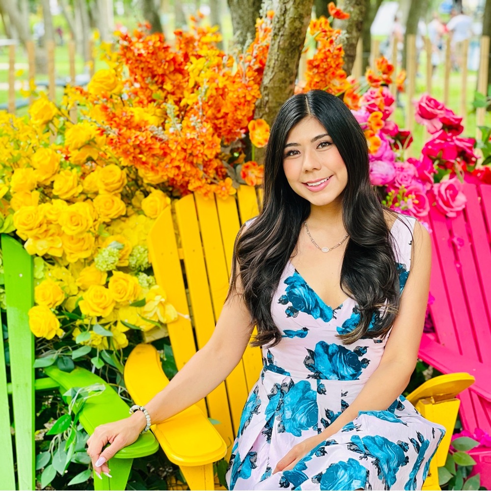 Meet your Posher, Posh